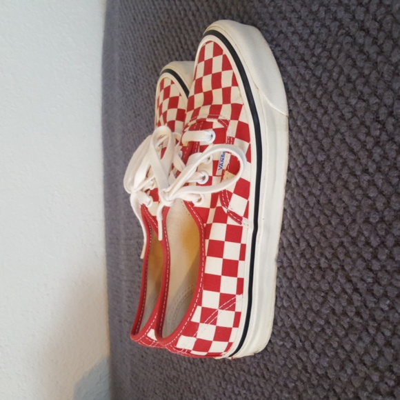 Vans Style 44 Ultra Cush Unisex White Red Checkered Shoes - Picture 3 of 8